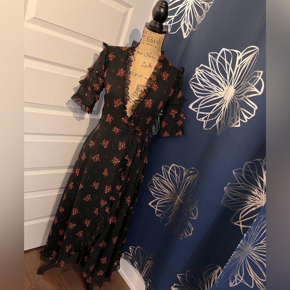 NWOT Zara Premium Collection Deep V-neck long chiffon Black Dress with ruffle